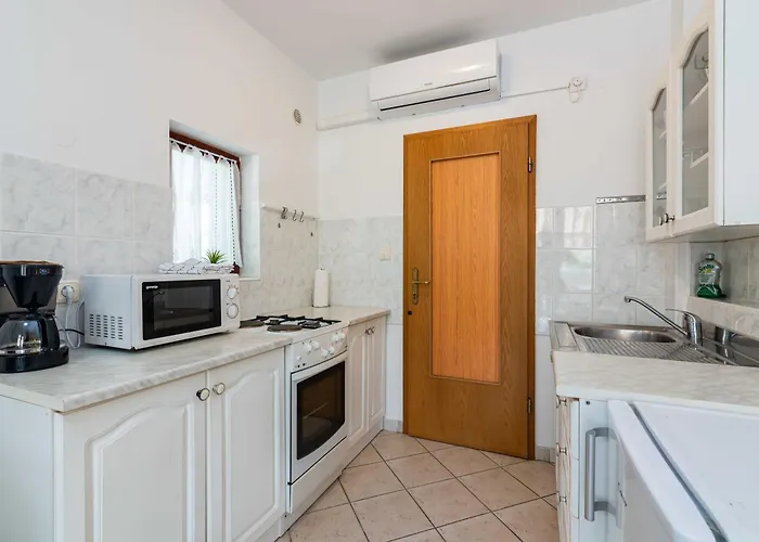 Appartement Klara, Malinska, Vantacici, Island Krk Vantacici