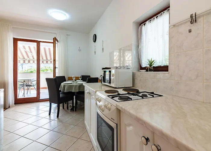 Klara, Malinska, Vantacici, Island Krk Appartement Vantacici