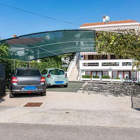 Apartment Klara, Malinska, Vantacici, Island Krk *