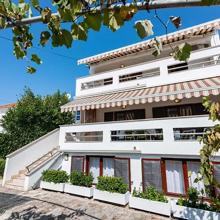 Apartment Klara, Malinska, Vantacici, Island Krk Vantacici