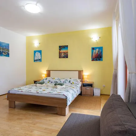 Apartment Klara, Malinska, Vantacici, Island Krk Vantacici