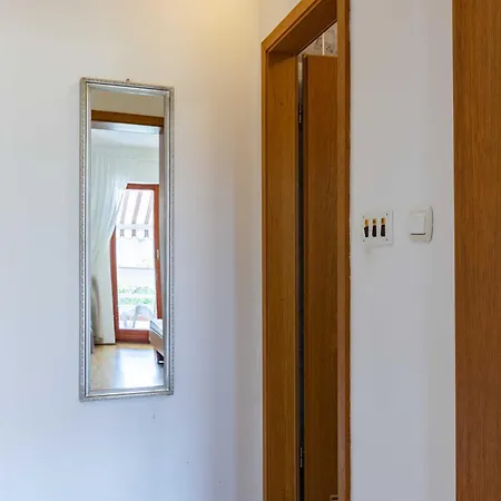 Apartment Klara, Malinska, Vantacici, Island Krk *