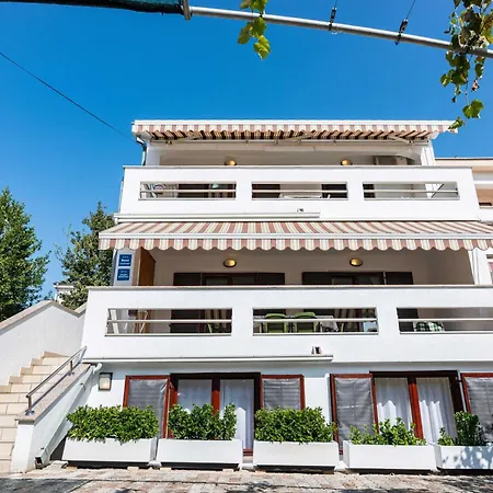 Klara, Malinska, Vantacici, Island Krk Διαμέρισμα Vantacici